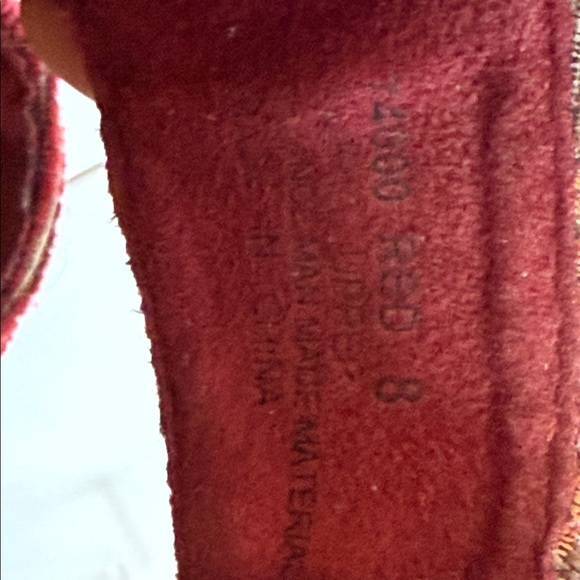 Minnetonka Red and Brown Woven pattern with double Buckle Sandals - 8 - Picture 8 of 9